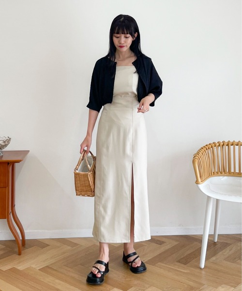 EPIMI E'PIMMY（エピミエピミー）の「クロップドエンボスブラウスカーディガン（カーディガン/ボレロ・レディース・ブラック/アイボリー・MEDIUM）」の14枚目の写真