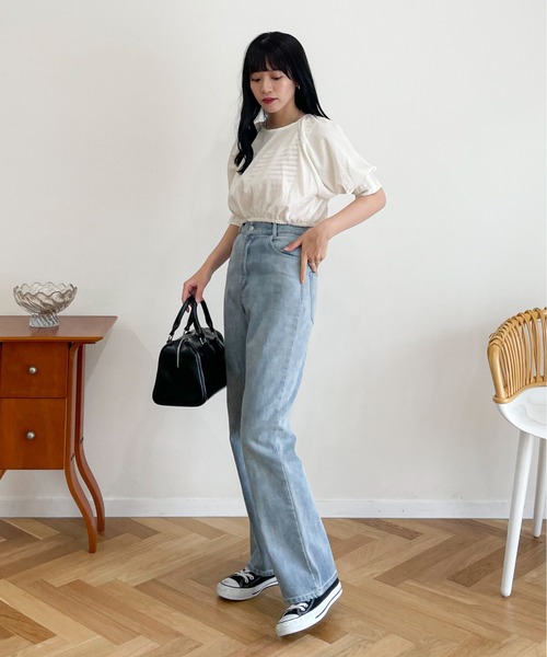 EPIMI E'PIMMY（エピミエピミー）の「クロップドエンボスブラウスカーディガン（カーディガン/ボレロ・レディース・ブラック/アイボリー・MEDIUM）」の12枚目の写真