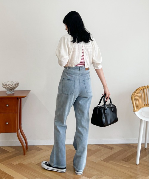 EPIMI E'PIMMY（エピミエピミー）の「クロップドエンボスブラウスカーディガン（カーディガン/ボレロ・レディース・ブラック/アイボリー・MEDIUM）」の13枚目の写真