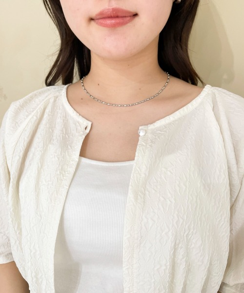 EPIMI E'PIMMY（エピミエピミー）の「クロップドエンボスブラウスカーディガン（カーディガン/ボレロ・レディース・ブラック/アイボリー・MEDIUM）」の19枚目の写真