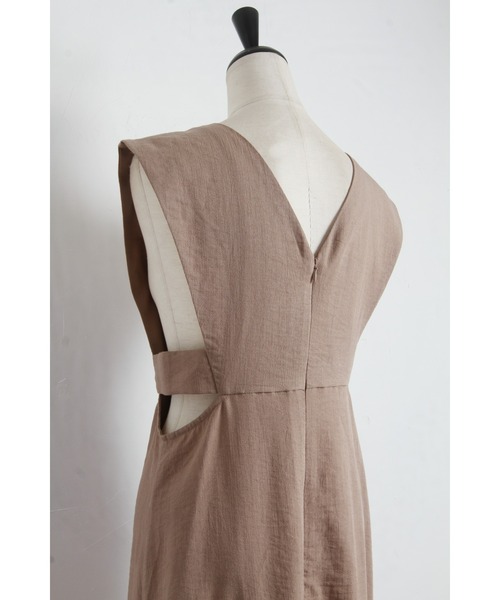 &. NOSTALGIA（アンドドットノスタルジア）の「【ZOZO限定】リネンタッチカッティングジャンパースカート（ジャンパースカート・レディース・ライトベージュ/モカ/ブラック・FREE）」の9枚目の写真