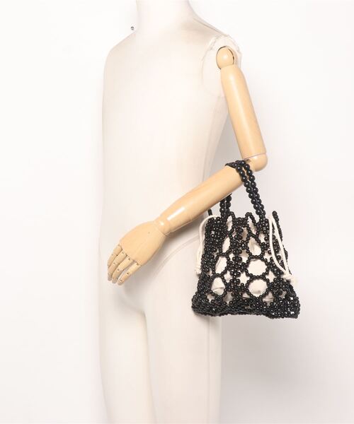 aimoha（アイモハ）の「ビーズ編みハンドバッグ（ハンドバッグ・レディース・ブラック/ホワイト・FREE）」の8枚目の写真