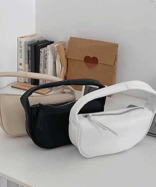 mebole(メボレ)の「スクエアボストンバッグ(ボストンバッグ・レディース・ホワイト/ブラック/ブラウン/イエロー/グリーン・FREE)」の13枚目の写真