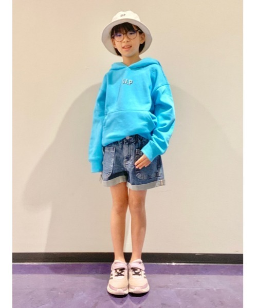 GAP（ギャップ）の「GAPロゴ プルオーバーパーカー (キッズ)（パーカー・キッズ・ライトグレー/ネイビー/ベージュ/ブルー/グリーン系その他/ブルー系その他/グレー・M/S/XL/XS/XXL/L）」の15枚目の写真