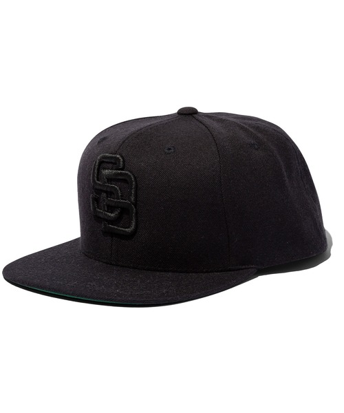 Subciety（サブサエティ）の「SNAP BACK CAP-CANNON-（キャップ・メンズ・ブラック×ブラック/ブラック×ホワイト・FREE）」の4枚目の写真