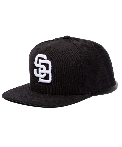 Subciety（サブサエティ）の「SNAP BACK CAP-CANNON-（キャップ・メンズ・ブラック×ブラック/ブラック×ホワイト・FREE）」の3枚目の写真
