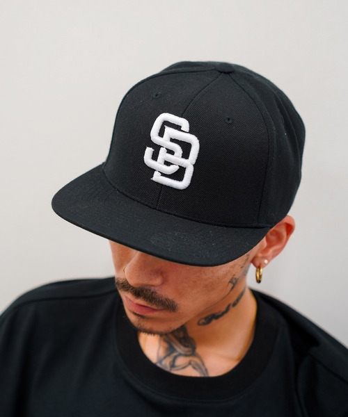 Subciety（サブサエティ）の「SNAP BACK CAP-CANNON-（キャップ・メンズ・ブラック×ブラック/ブラック×ホワイト・FREE）」の8枚目の写真