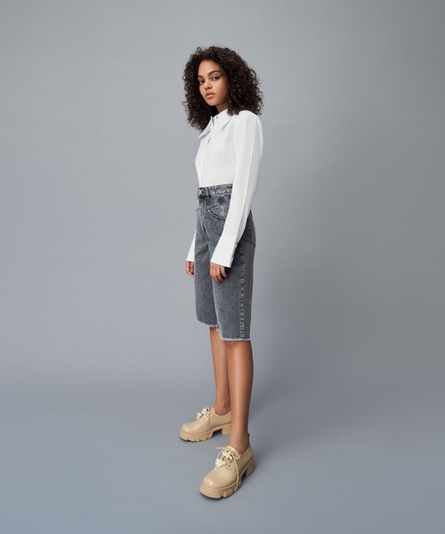 CHARLES & KEITH(チャールズ & キース)の「Hayden ヘイデン ビーズエンベリッシュドパテントオックスフォード(ドレスシューズ・レディース・ブラック/アイボリー・22.5cm/23cm/23.5cm/24.5cm/25cm)」の13枚目の写真