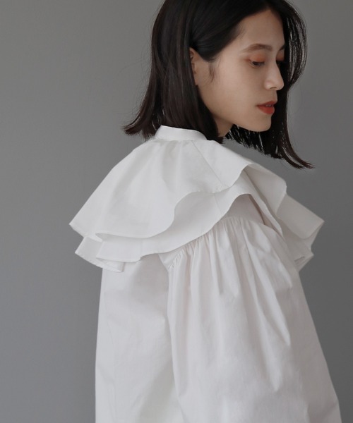 【綿100％使用】アシンメトリーフリルハイネックボリューム袖ブラウス