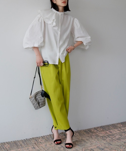 【綿100％使用】アシンメトリーフリルハイネックボリューム袖ブラウス