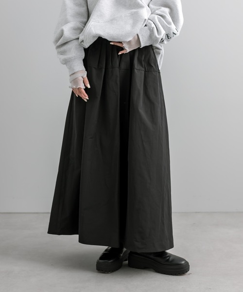 mystic（ミスティック）の「シャーリングボリュームスカート（スカート・レディース・ブラック/カーキ・FREE）」の12枚目の写真