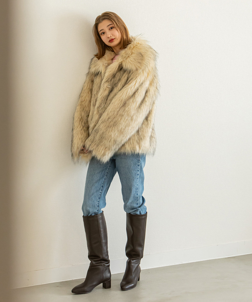 U by SPICK&SPAN(ユーバイスピックアンドスパン)の「【JAKKE/ジャッキー】 TRACI FAUX FUR コート(その他アウター・レディース・アイボリー・FREE)」の4枚目の写真