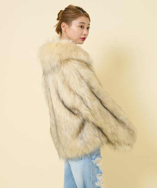 U by SPICK&SPAN(ユーバイスピックアンドスパン)の「【JAKKE/ジャッキー】 TRACI FAUX FUR コート(その他アウター・レディース・アイボリー・FREE)」の12枚目の写真