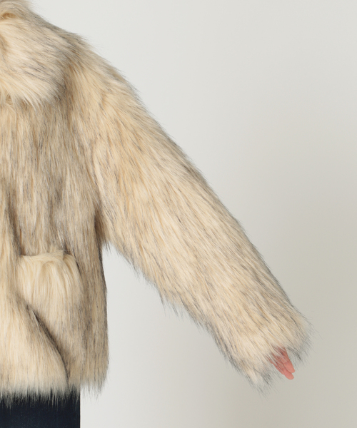 U by SPICK&SPAN(ユーバイスピックアンドスパン)の「【JAKKE/ジャッキー】 TRACI FAUX FUR コート(その他アウター・レディース・アイボリー・FREE)」の22枚目の写真