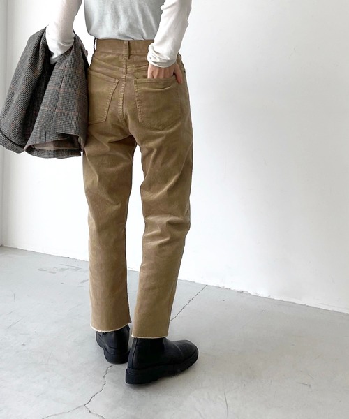CANAL JEAN（キャナルジーン）の「RED CHOP WORKS(レッドチョップワークス) コーデュロイクロップドパンツ（その他パンツ・レディース・ブラウン/ダークベージュ/ホワイト・36/38）」の10枚目の写真