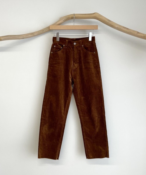 CANAL JEAN（キャナルジーン）の「RED CHOP WORKS(レッドチョップワークス) コーデュロイクロップドパンツ（その他パンツ・レディース・ブラウン/ダークベージュ/ホワイト・36/38）」の15枚目の写真