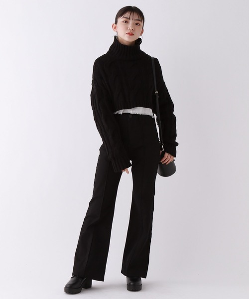 repipi armario(レピピ アルマリオ)の「ケーブルショートニット(ニット/セーター・キッズ・ブラック/ベージュ/イエロー・LARGE/MEDIUM)」の5枚目の写真