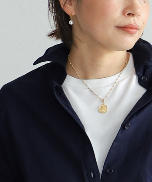 Deuxieme Classe（ドゥーズィエムクラス）の「Magnifique azur パール ピアス（両耳）（ピアス（両耳用）・レディース・ゴールド・FREE）」の4枚目の写真