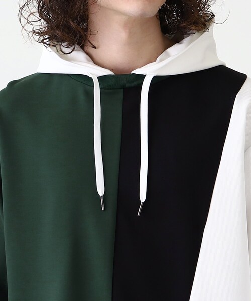 tk.TAKEO KIKUCHI（ティーケータケオキクチ）の「◆L&Sアシンメトリーフーディ（パーカー・メンズ・ホワイト系5/ベージュ系4/ダークグリーン系4・01/02/03/04）」の10枚目の写真