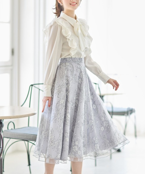 tocco closet（トッコ　クローゼット）の「配色チュールレースフレアスカート（スカート・レディース・ベージュ/グレー系その他・M）」の6枚目の写真