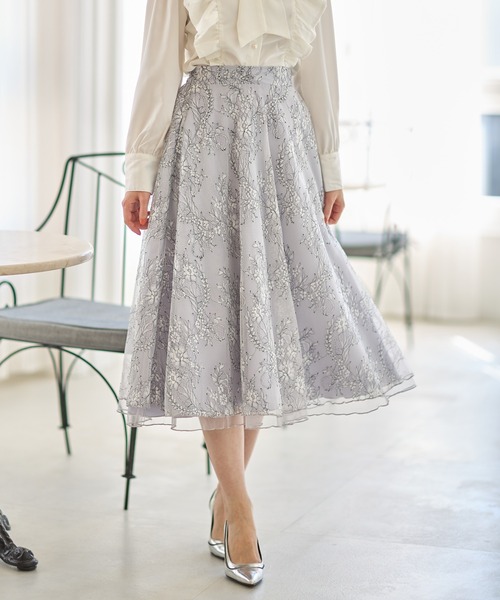 tocco closet（トッコ　クローゼット）の「配色チュールレースフレアスカート（スカート・レディース・ベージュ/グレー系その他・M）」の7枚目の写真