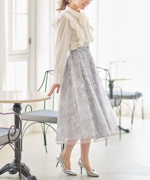 tocco closet（トッコ　クローゼット）の「配色チュールレースフレアスカート（スカート・レディース・ベージュ/グレー系その他・M）」の5枚目の写真