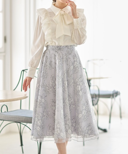tocco closet（トッコ　クローゼット）の「配色チュールレースフレアスカート（スカート・レディース・ベージュ/グレー系その他・M）」の4枚目の写真