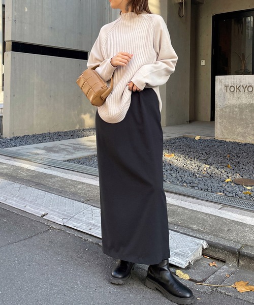 CAPRICIEUX LE'MAGE（カプリシューレマージュ）の「裾ラウンドプルオーバー（ニット/セーター・レディース・オフホワイト/グレイッシュベージュ/ブラック/グリーン・FREE）」の18枚目の写真