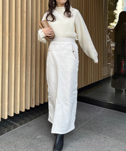 CAPRICIEUX LE'MAGE（カプリシューレマージュ）の「裾ラウンドプルオーバー（ニット/セーター・レディース・オフホワイト/グレイッシュベージュ/ブラック/グリーン・FREE）」の9枚目の写真