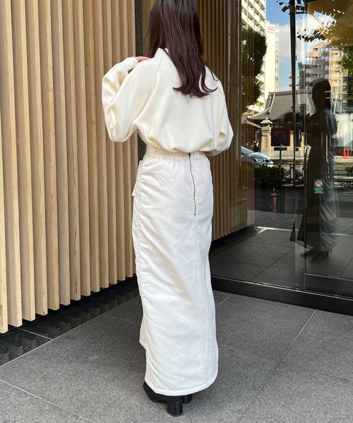 CAPRICIEUX LE'MAGE（カプリシューレマージュ）の「裾ラウンドプルオーバー（ニット/セーター・レディース・オフホワイト/グレイッシュベージュ/ブラック/グリーン・FREE）」の11枚目の写真