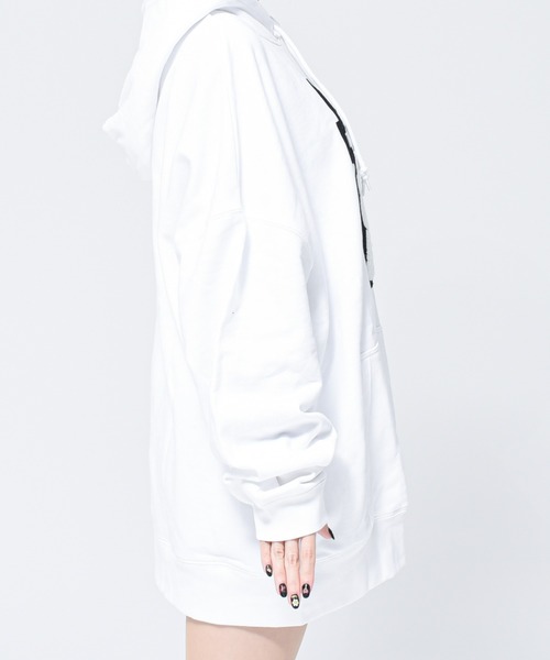 TRAVAS TOKYO(トラバス トウキョウ)の「『TRAVAS TOKYO/トラバス トーキョー』Lil bear hoodie/アップリケ刺繍くまデザインパーカー(パーカー・レディース・ホワイト/ブラック・FREE)」の8枚目の写真