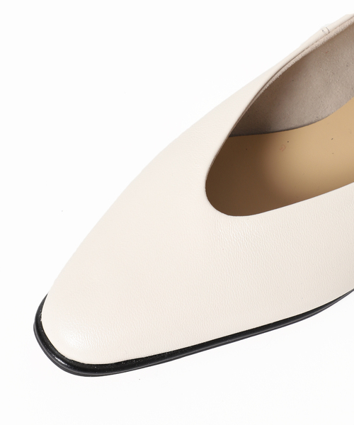 LE TALON（ルタロン）の「レザーUカットフラット（その他シューズ・レディース・アイボリー/ブラック系その他/ゴールド/オレンジ・23cm/23.5cm/24cm/24.5cm/22cm/22.5cm/25cm）」の13枚目の写真