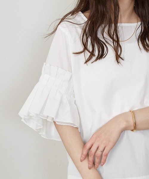 Shelly island(シェリーアイランド)の「ボリュームタックフリルブラウス(シャツ/ブラウス・レディース・ブラック/ホワイト・M)」の9枚目の写真