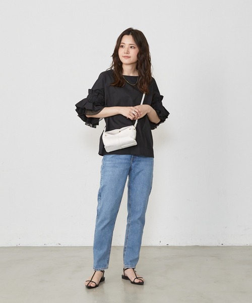 Shelly island(シェリーアイランド)の「ボリュームタックフリルブラウス(シャツ/ブラウス・レディース・ブラック/ホワイト・M)」の16枚目の写真