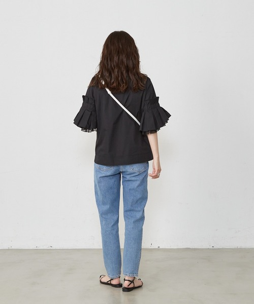 Shelly island(シェリーアイランド)の「ボリュームタックフリルブラウス(シャツ/ブラウス・レディース・ブラック/ホワイト・M)」の18枚目の写真