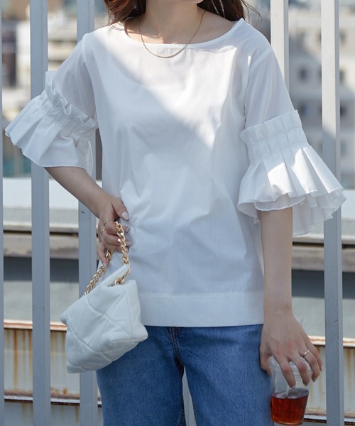 Shelly island(シェリーアイランド)の「ボリュームタックフリルブラウス(シャツ/ブラウス・レディース・ブラック/ホワイト・M)」の20枚目の写真