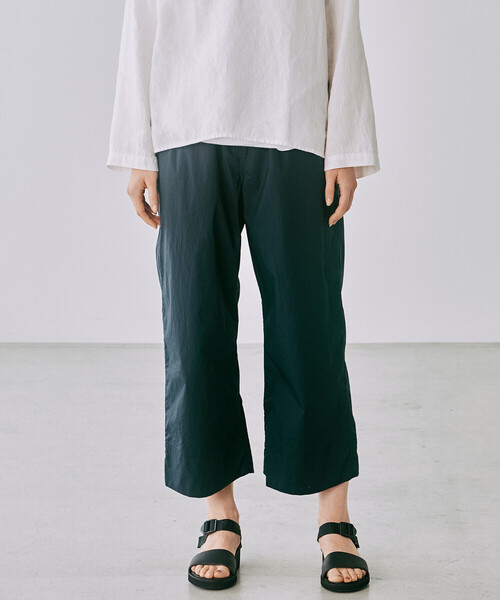 ORCIVAL（オーシバル）の「ORCIVAL |〈別注〉コットン ワイドイージーパンツ WOMEN（その他パンツ・レディース・ベージュ/ブラウン/チャコール/ダークネイビー・1）」の4枚目の写真