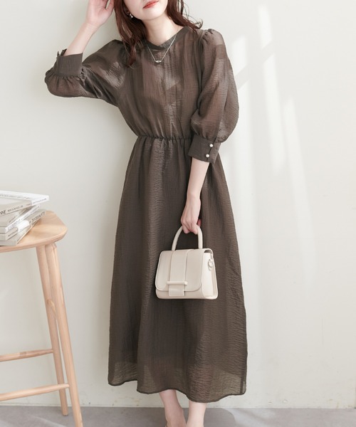 natural couture（ナチュラルクチュール）の「WEB限定カラーあり/シャーリングプリーツワンピース（ワンピース・レディース・ブラウン/ブラック/ライトグレー/その他1/その他2/その他3・FREE）」の17枚目の写真