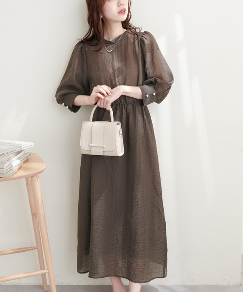 natural couture（ナチュラルクチュール）の「WEB限定カラーあり/シャーリングプリーツワンピース（ワンピース・レディース・ブラウン/ブラック/ライトグレー/その他1/その他2/その他3・FREE）」の19枚目の写真