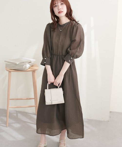 natural couture（ナチュラルクチュール）の「WEB限定カラーあり/シャーリングプリーツワンピース（ワンピース・レディース・ブラウン/ブラック/ライトグレー/その他1/その他2/その他3・FREE）」の18枚目の写真