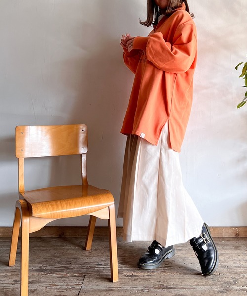 Mysa&Liina（ミーサリーナ）の「オーバーサイズハーフZIPスウェット（スウェット・レディース・杢グレー/オフホワイト/オレンジ・M）」の21枚目の写真