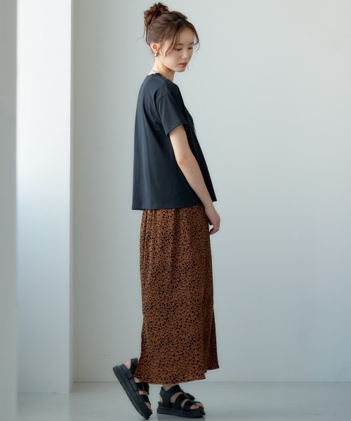 miclat（ミクラ）の「大きいサイズ　シンプルロゴT　miclat（Tシャツ/カットソー・レディース・オフホワイト/ブラック・L/LL/3L/4L/5L）」の13枚目の写真