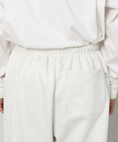 codegraphy(コードグラフィー)の「【UNISEX】Code:graphy/アーチロゴスウェットパンツ(ウラケ) 2196792(スウェットパンツ・メンズ・ネイビー/ブラック/ナチュラル/ライトグレー・LARGE/MEDIUM/SMALL)」の20枚目の写真