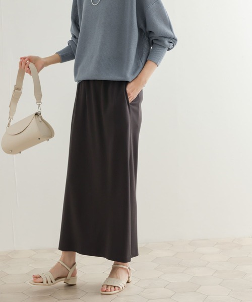 URBAN RESEARCH DOORS(アーバンリサーチドアーズ)の「リブカットストレートスカート(スカート・レディース・ブラック/チャコールグレー・MEDIUM)」の18枚目の写真