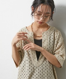 ＜大きいサイズ＞綿100％オールオーバー刺しゅう深Ｖネックブラウス シックスタイル