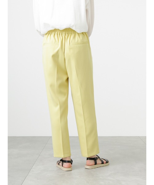 Samansa Mos2 blue（サマンサモスモスブルー）の「【接触冷感】マルチスタイルテーパードパンツ（その他パンツ・レディース・ブラック/グレー/オフホワイト/サックスブルー/ピンク/イエロー/グリーン・LARGE/SMALL/MEDIUM）」の6枚目の写真