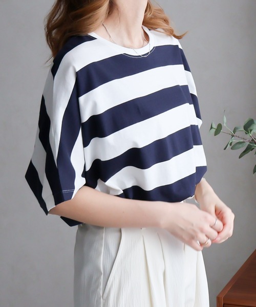 Social GIRL(ソーシャルガール)の「ボーダードルマンスリーブTシャツ(Tシャツ/カットソー・レディース・ホワイト×グリーン/ブラック×ホワイト/ベージュ/ネイビー/ホワイト×ネイビー/ホワイト×ブラック・M)」の6枚目の写真