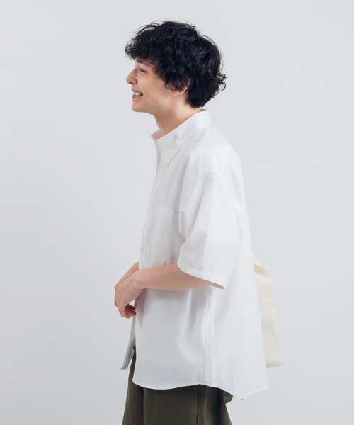 LE レギュラーカラー半袖シャツ WIDE&STANDARD (ホワイト) LE レギュラーカラー半袖シャツ WIDE&STANDARD (ホワイト