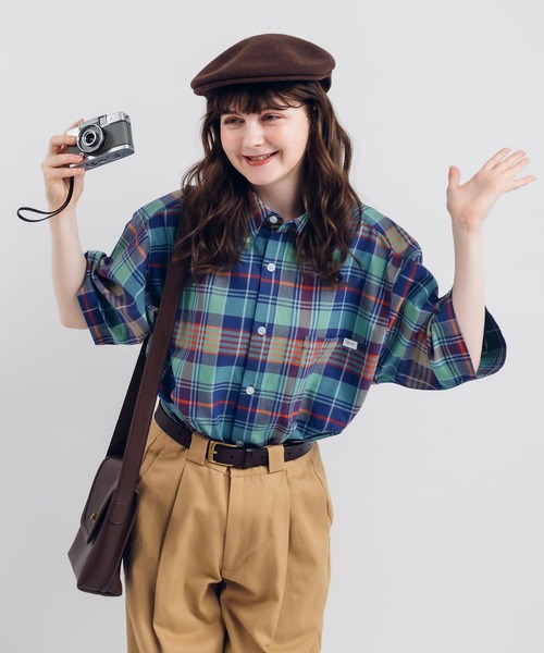 MUHET（ミュエータ）の「レギュラーカラー半袖シャツ（シャツ/ブラウス・レディース・サックスブルー/その他/オフホワイト/グリーン系その他/ブルー系その他・MEDIUM/SMALL/LARGE）」の15枚目の写真