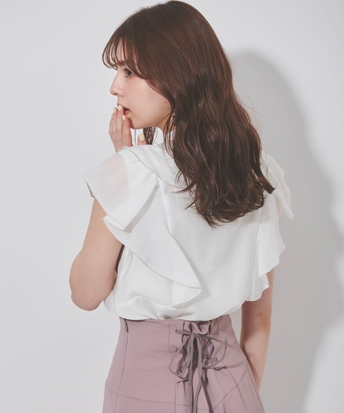 31 Sons de mode（トランテアン　ソン　ドゥ　モード）の「フリルシアーブラウス（シャツ/ブラウス・レディース・サックスブルー/グレー/オフホワイト・36）」の4枚目の写真